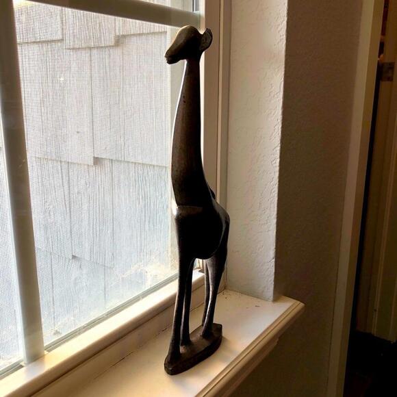 Handcarved Wooden Giraffe - Picture 1 of 9